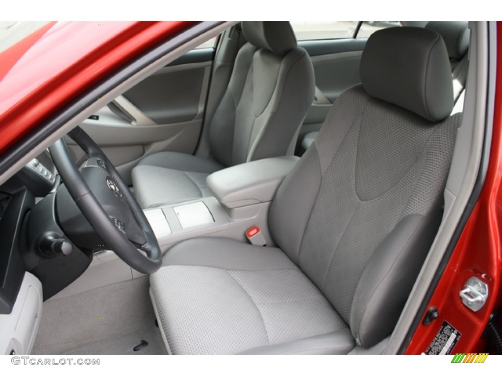 Ash Gray Interior 2010 Toyota Camry SE Photo #77458500