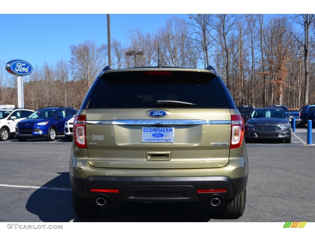 2013 Explorer XLT - Ginger Ale Metallic / Medium Light Stone photo #4