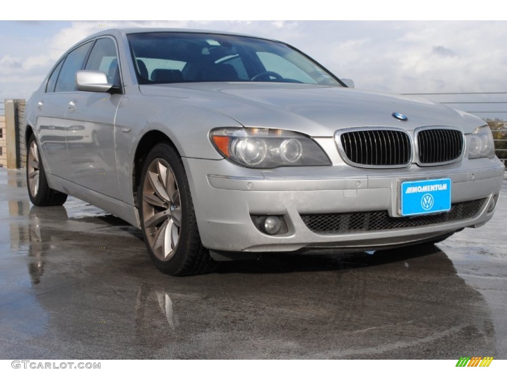 Titanium Silver Metallic BMW 7 Series