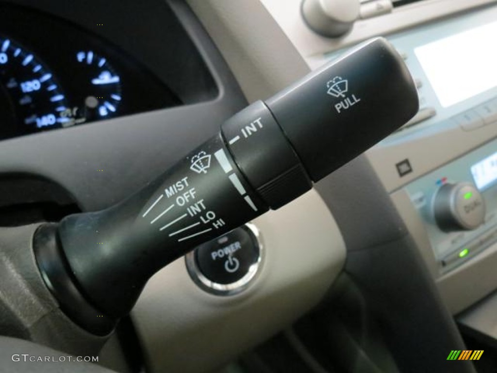 2007 Toyota Camry Hybrid Controls Photo #77460489