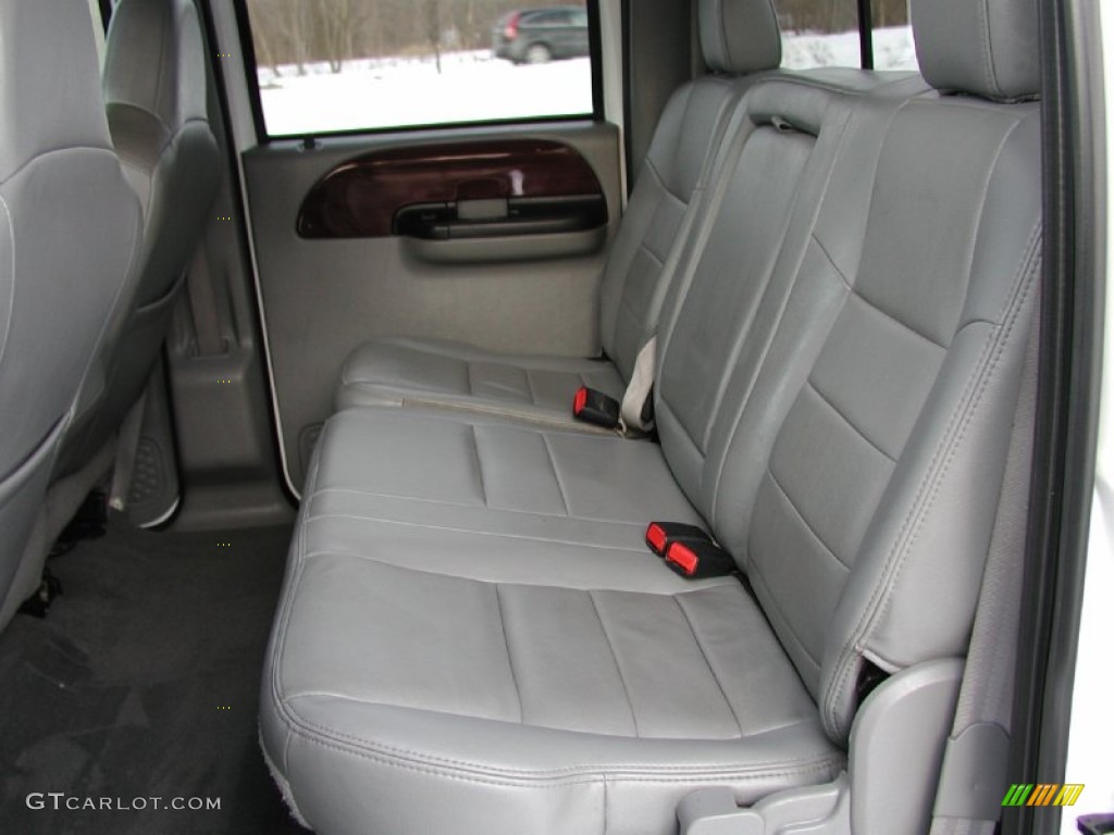 2006 Ford F350 Super Duty Lariat Crew Cab 4x4 Dually Rear Seat Photo #77463108