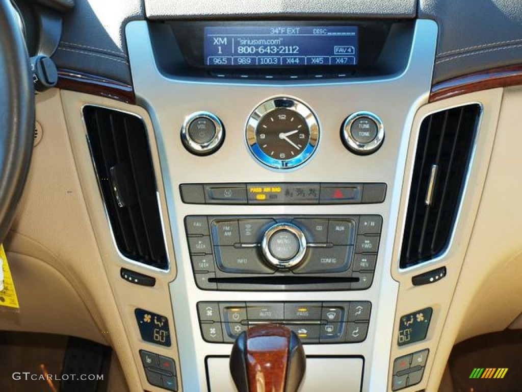 2011 Cadillac CTS 3.6 Sport Wagon Controls Photos