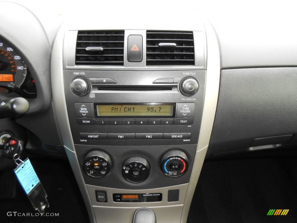 2010 Toyota Corolla S Controls Photo #77465139