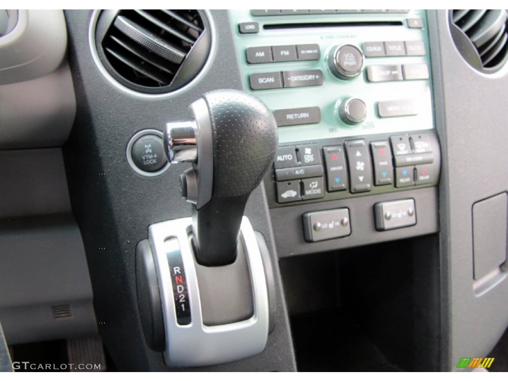 2011 Honda Pilot EX-L 4WD Controls Photo #77467623