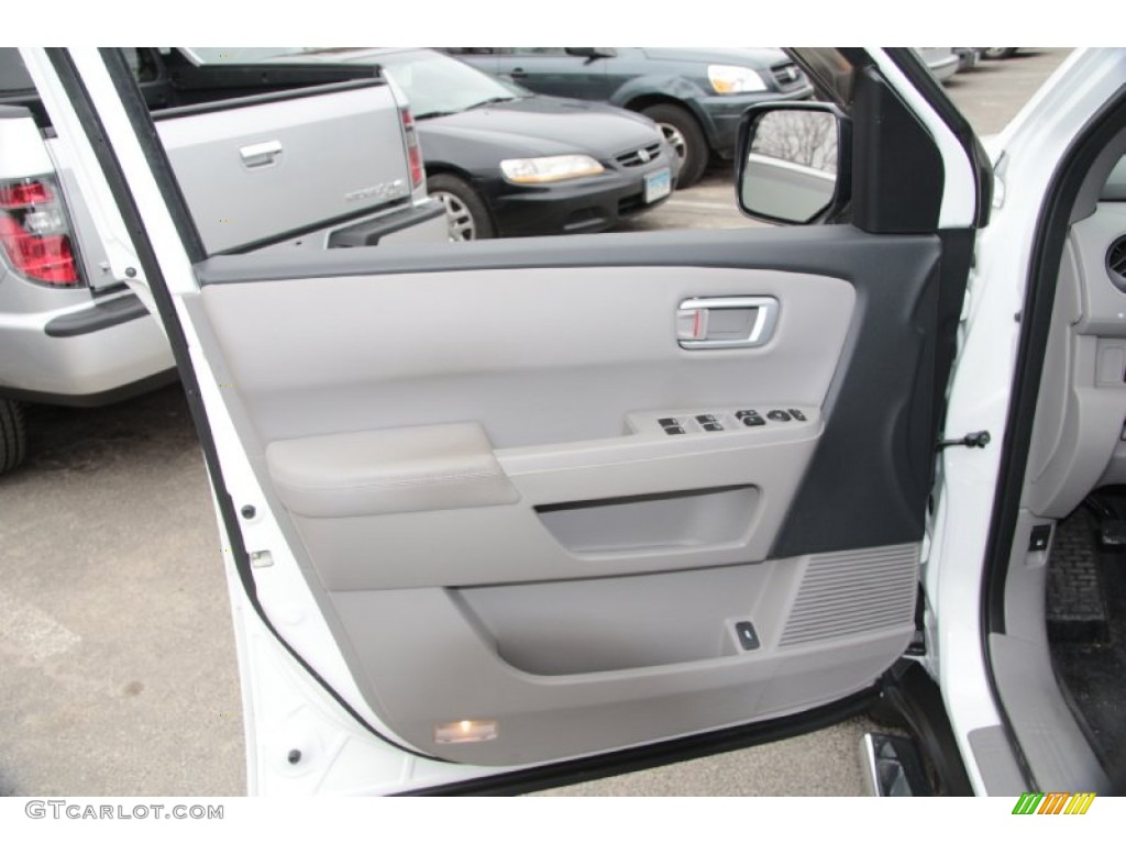 2011 Honda Pilot EX-L 4WD Gray Door Panel Photo #77467689