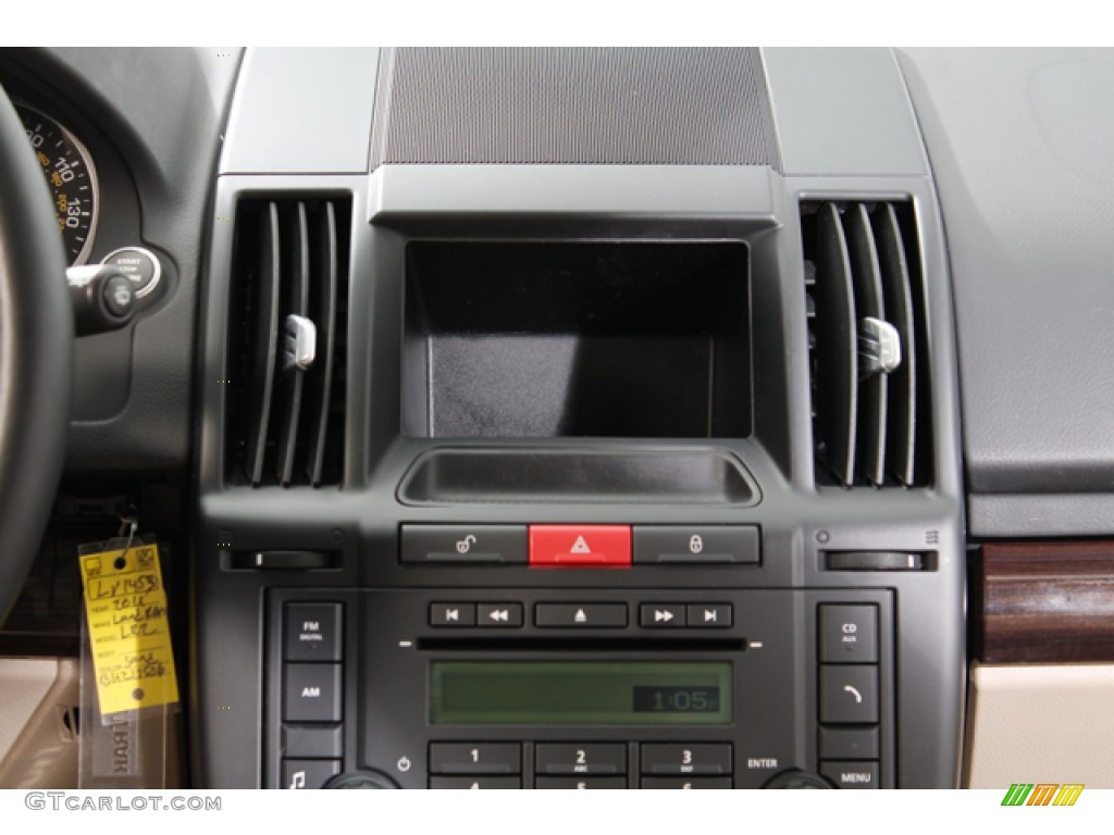 2011 Land Rover LR2 HSE Controls Photo #77468796
