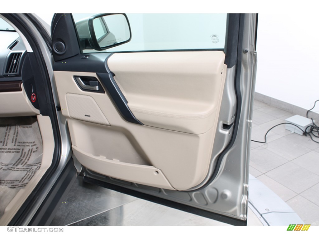 2011 Land Rover LR2 HSE Almond Door Panel Photo #77468860