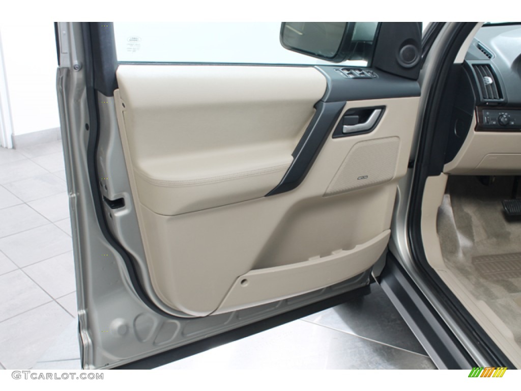 2011 Land Rover LR2 HSE Almond Door Panel Photo #77468907