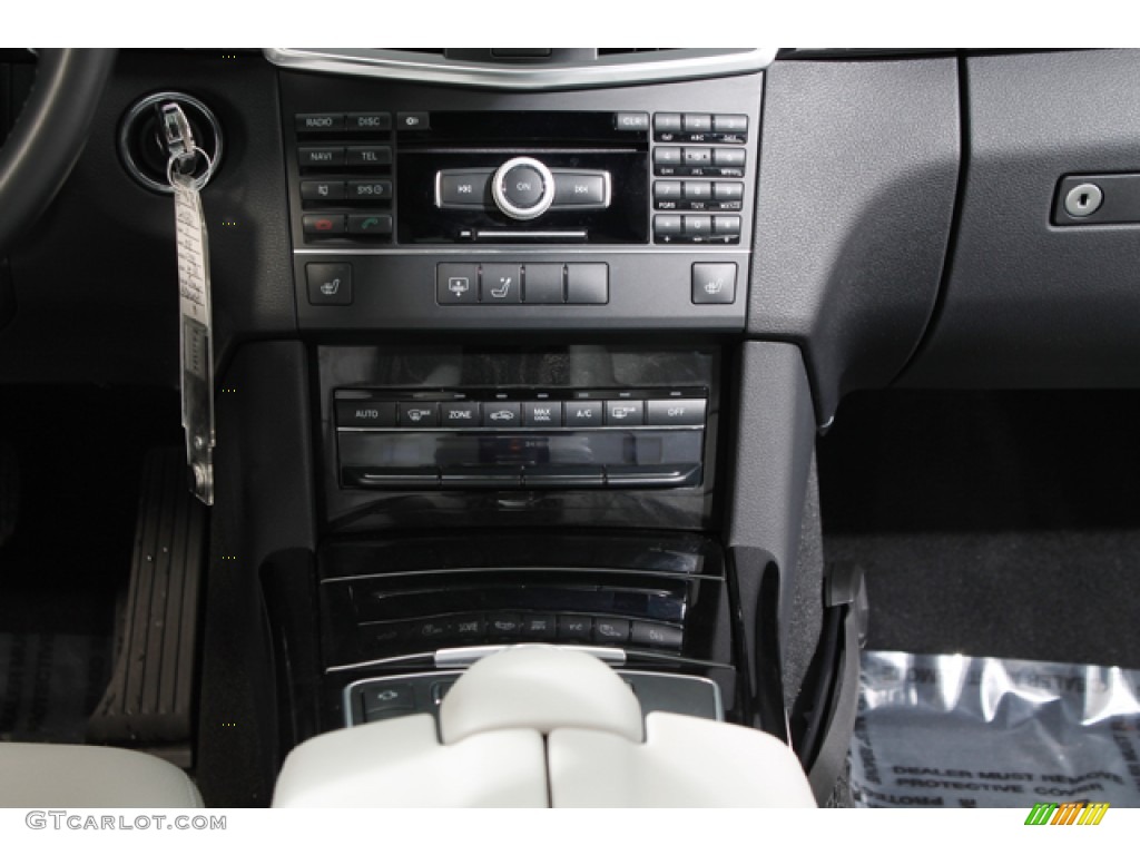2011 Mercedes-Benz E 350 4Matic Sedan Controls Photo #77469417