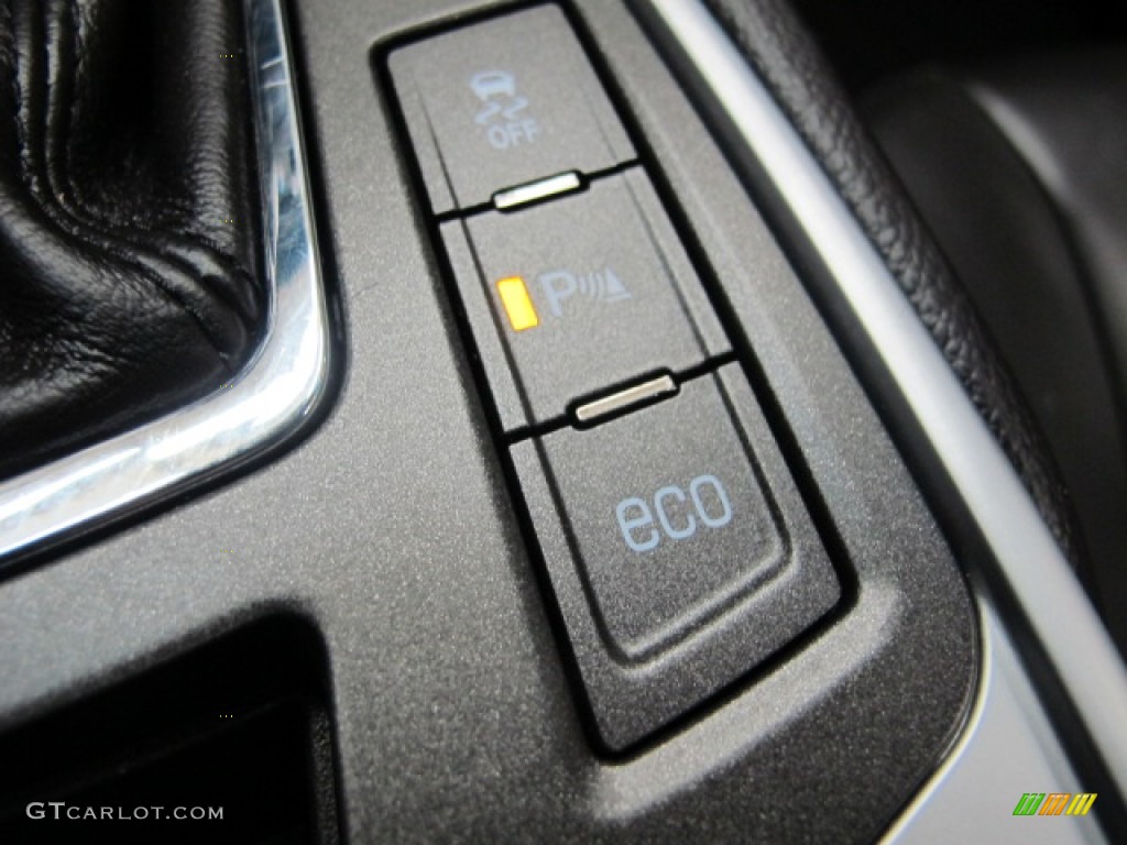 2010 Cadillac SRX 4 V6 Turbo AWD Controls Photo #77470209