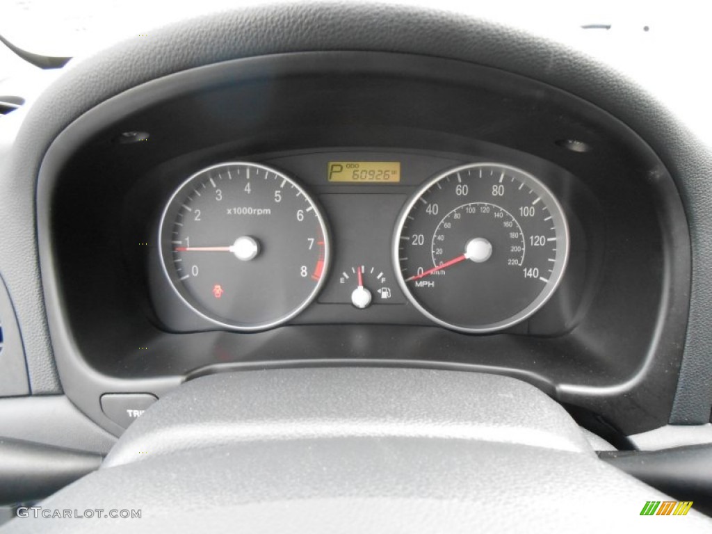 2007 Hyundai Accent GS Coupe Gauges Photos