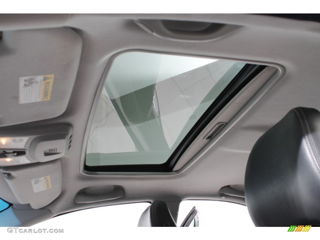 2007 Volvo S60 2.5T Sunroof Photos