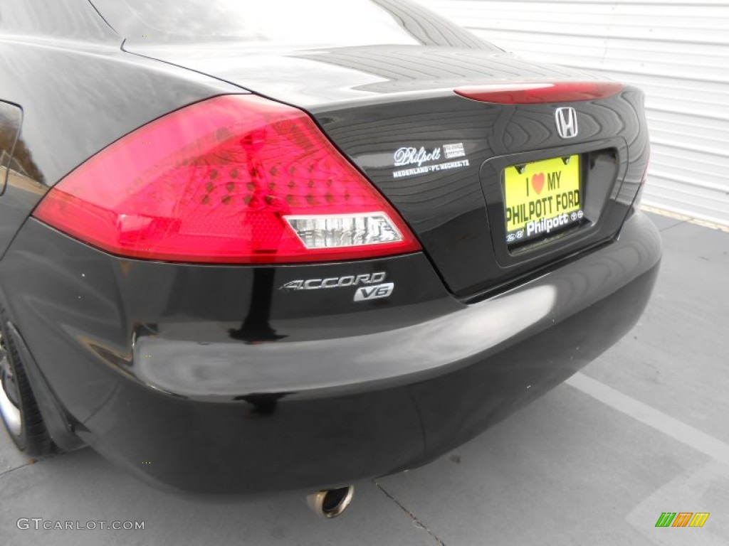 2006 Accord EX V6 Coupe - Nighthawk Black Pearl / Black photo #21
