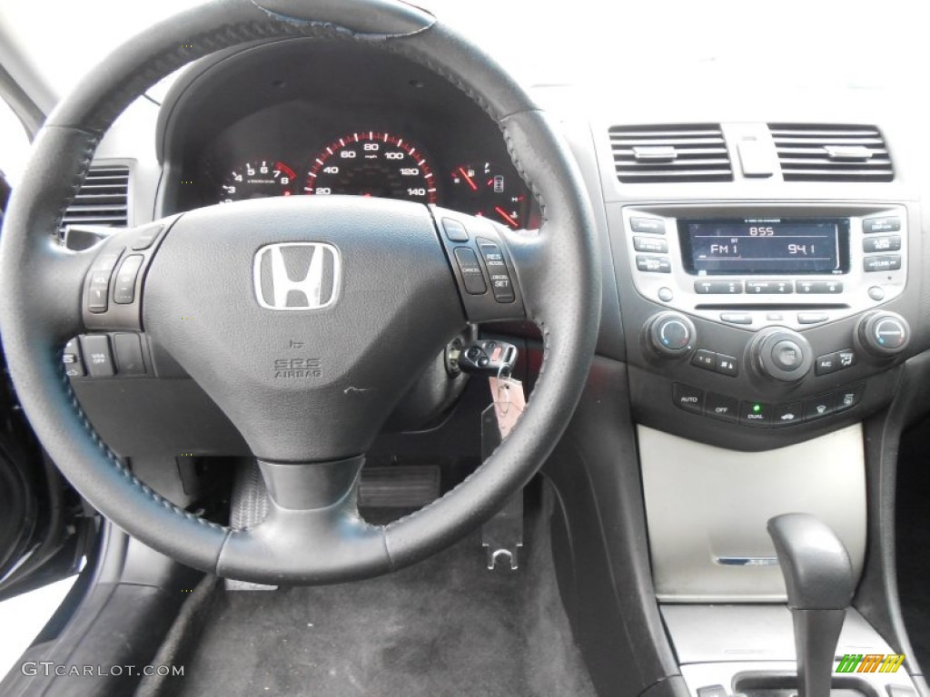 2006 Accord EX V6 Coupe - Nighthawk Black Pearl / Black photo #33