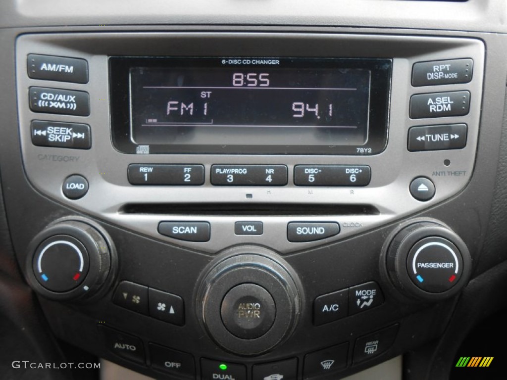 2006 Honda Accord EX V6 Coupe Controls Photo #77471115
