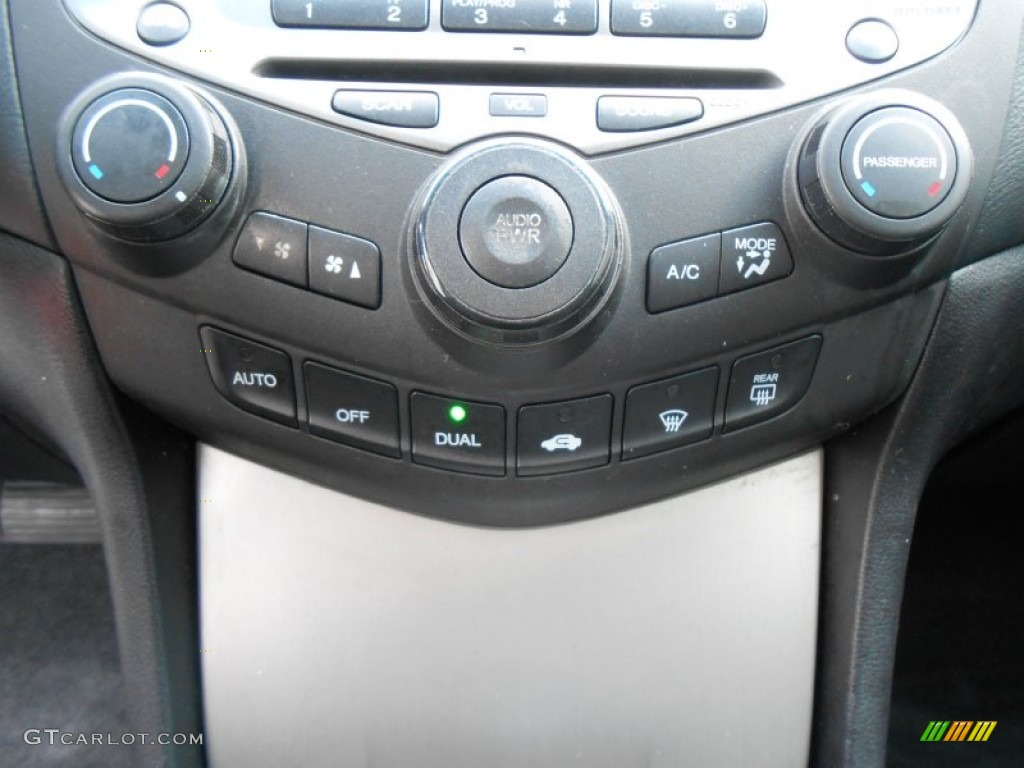 2006 Accord EX V6 Coupe - Nighthawk Black Pearl / Black photo #36