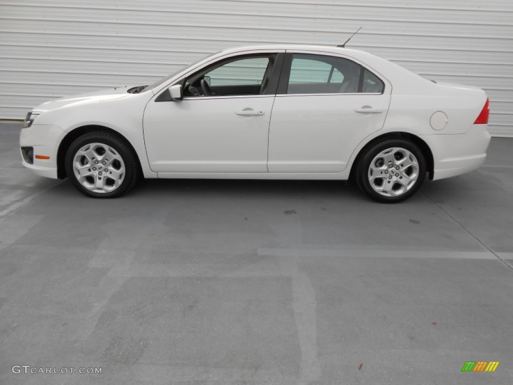 2011 Fusion SE V6 - White Platinum Tri-Coat / Medium Light Stone photo #6