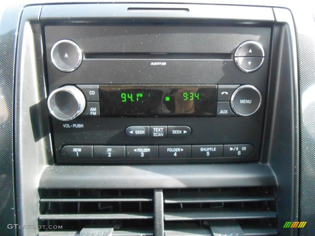2010 Ford Explorer XLT Audio System Photo #77472456