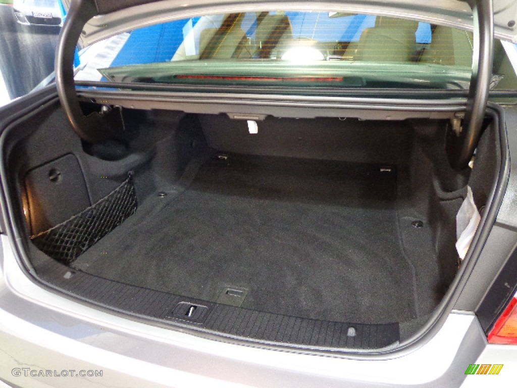 2010 Mercedes-Benz E 350 4Matic Sedan Trunk Photo #77473128