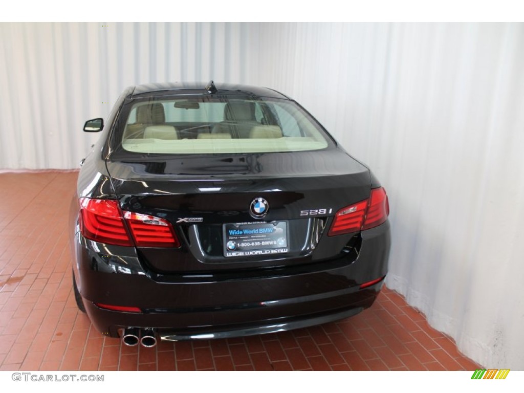 2013 5 Series 528i xDrive Sedan - Jet Black / Venetian Beige photo #5