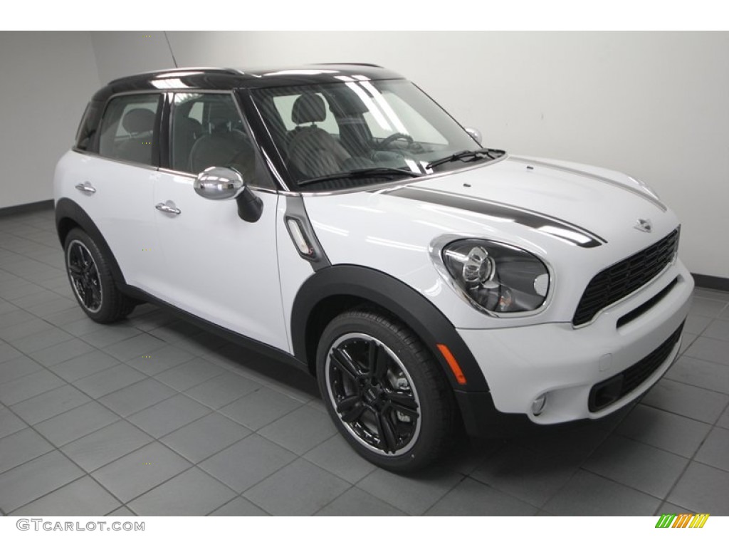 Light White 2013 Mini Cooper S Countryman Exterior Photo #77475731