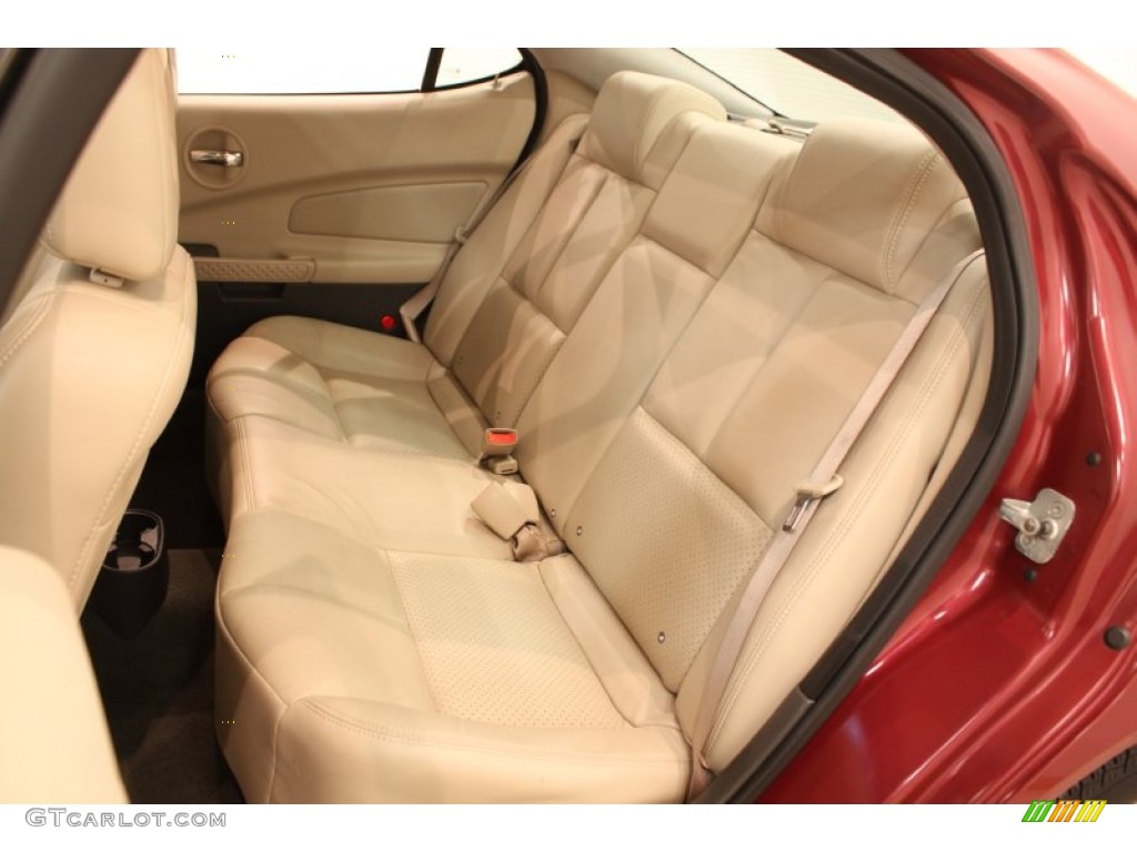 Parchment/Dark Pewter Interior 2005 Pontiac Grand Prix GT Sedan Photo #77476838