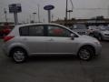2009 Brillant Silver Nissan Versa 1.8 S Hatchback  photo #4