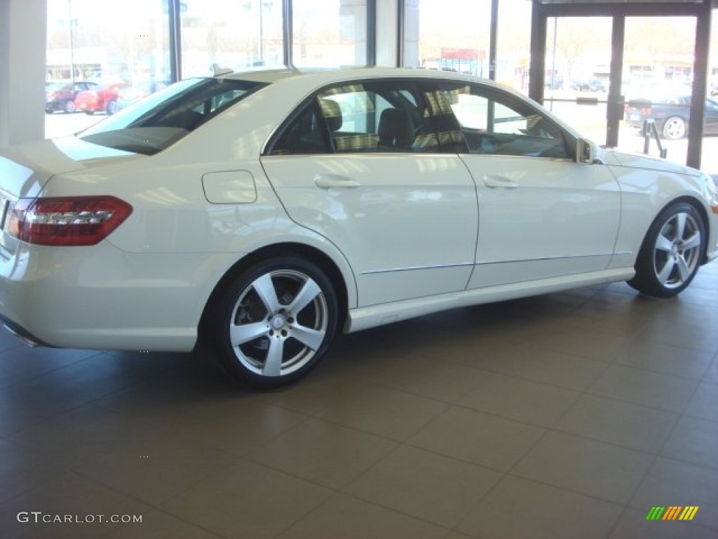 2010 E 350 Sedan - Arctic White / Natural Beige photo #4