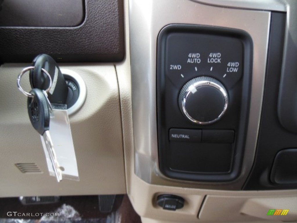 2013 1500 Big Horn Crew Cab 4x4 - Western Brown Pearl / Canyon Brown/Light Frost Beige photo #17