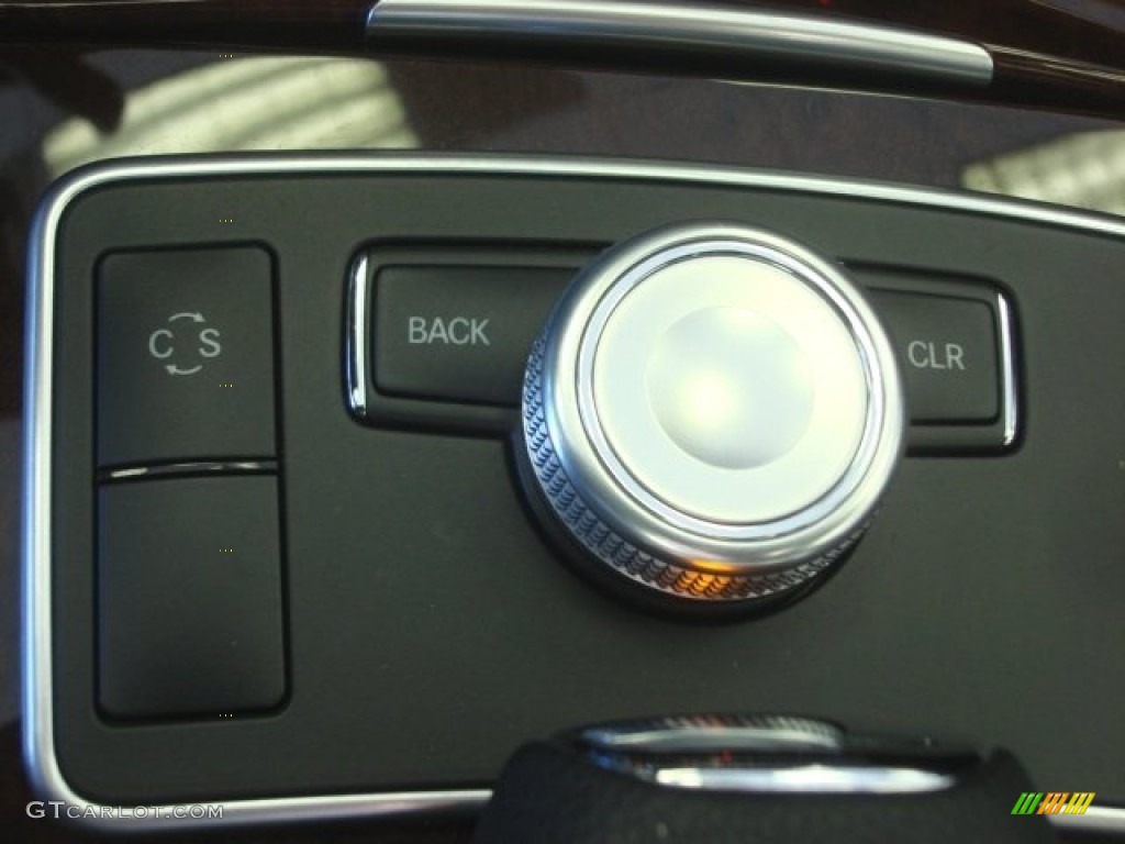 2010 E 350 Sedan - Arctic White / Natural Beige photo #28