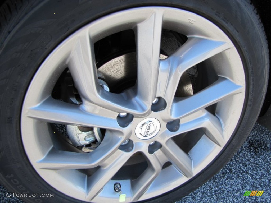 2013 Nissan Sentra SR Wheel Photo #77482100