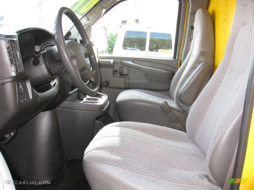 2007 Savana Cutaway 3500 Commercial Cargo Van - Yellow / Medium Pewter photo #8