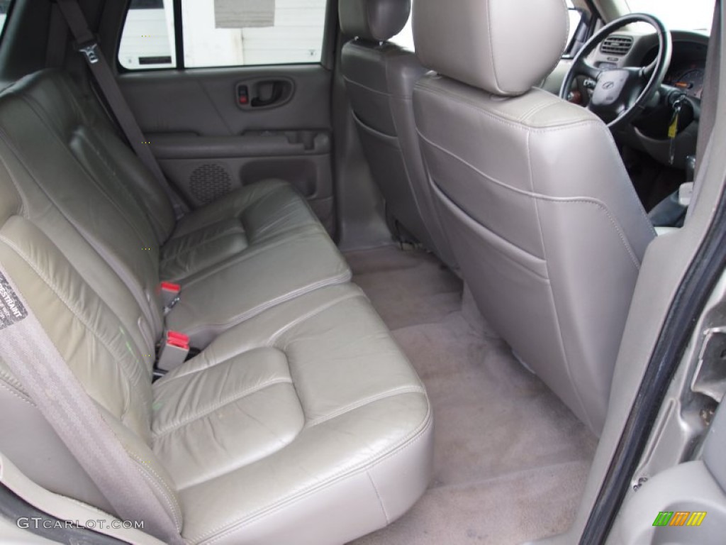 Beige Interior 2001 Oldsmobile Bravada AWD Photo #77484032