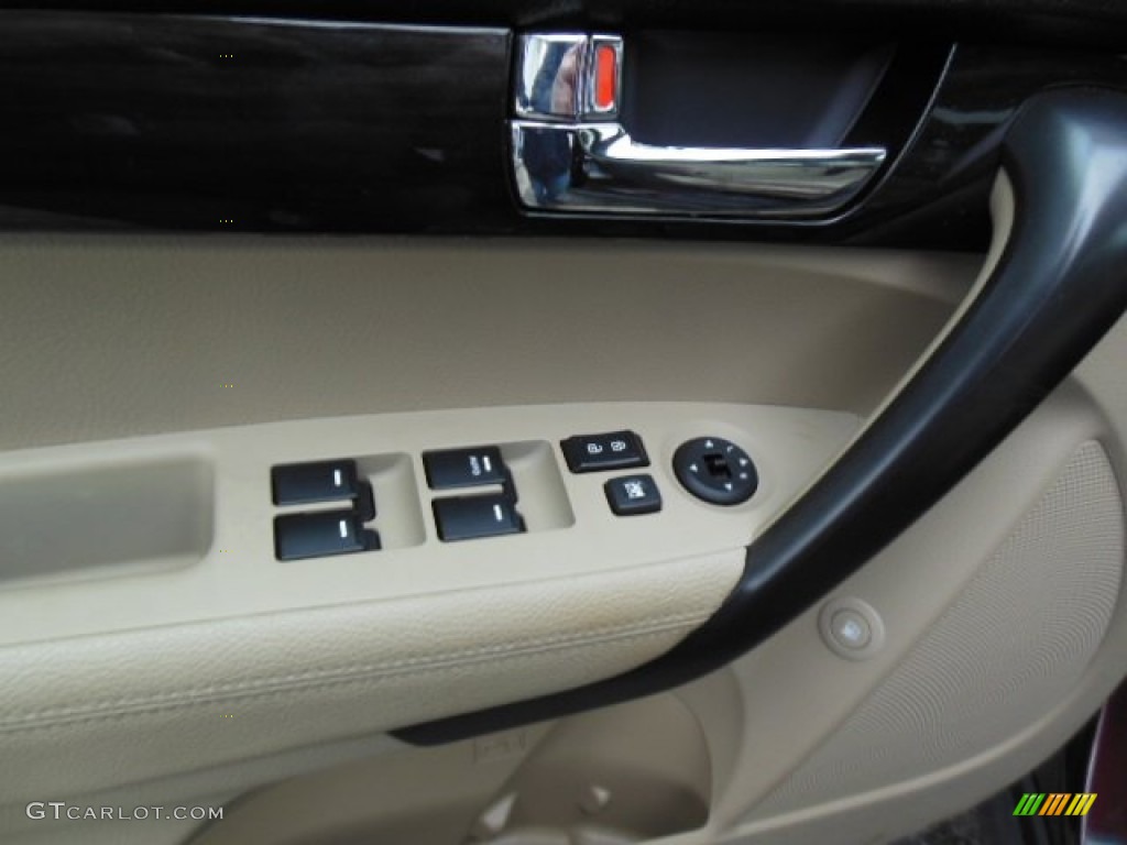 2013 Kia Sorento LX V6 AWD Controls Photo #77484605