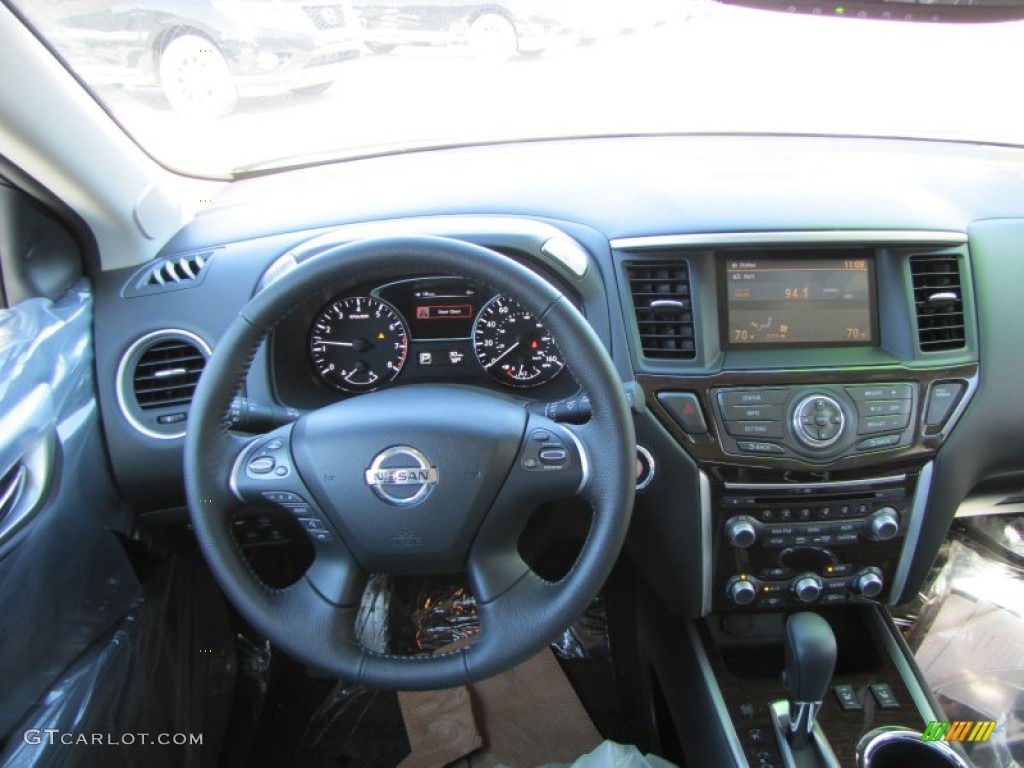 2013 Nissan Pathfinder SL Charcoal Dashboard Photo #77484872