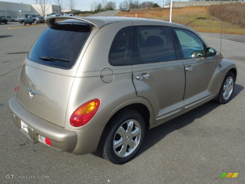 2004 PT Cruiser Limited - Light Almond Pearl Metallic / Taupe/Pearl Beige photo #5