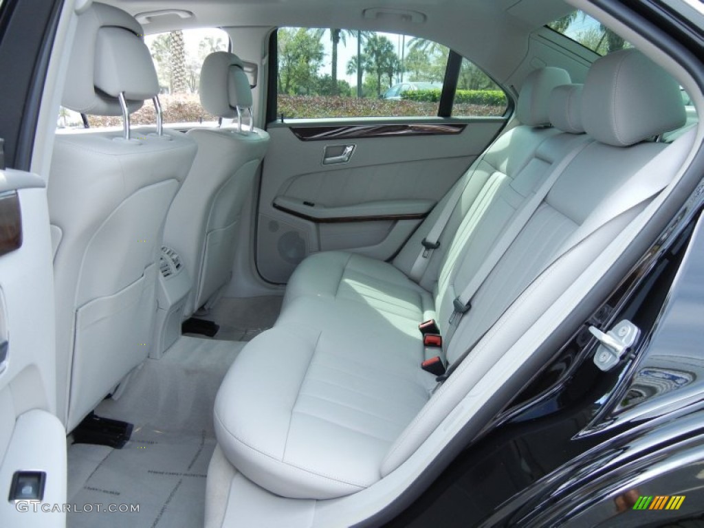 Ash Gray Interior 2010 Mercedes-Benz E 350 Sedan Photo #77485087