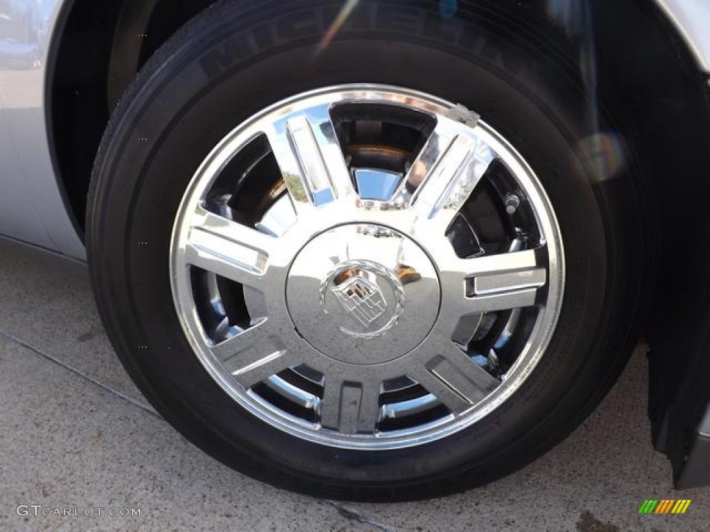 2005 Cadillac DeVille Sedan Wheel Photo #77485196