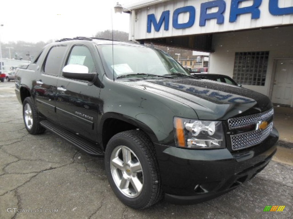 2013 Avalanche LT 4x4 Black Diamond Edition - Fairway Metallic / Dark Cashmere/Light Cashmere photo #2