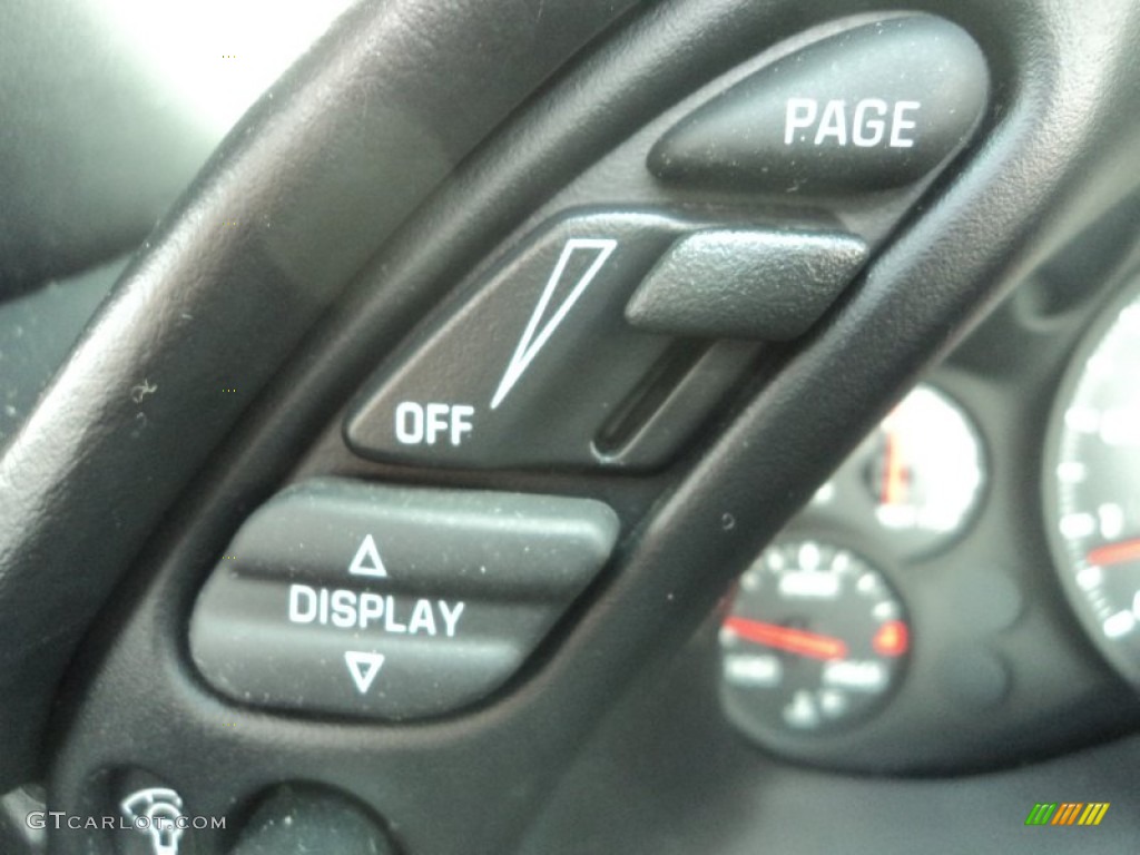 2004 Chevrolet Corvette Convertible Controls Photo #77487758