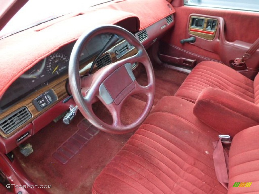 1990 Pontiac Bonneville LE Red Dashboard Photo #77487765
