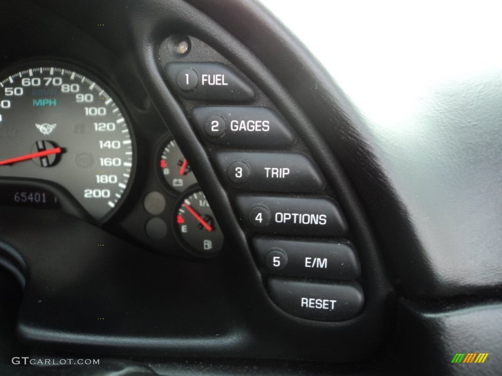 2004 Chevrolet Corvette Convertible Controls Photo #77487861