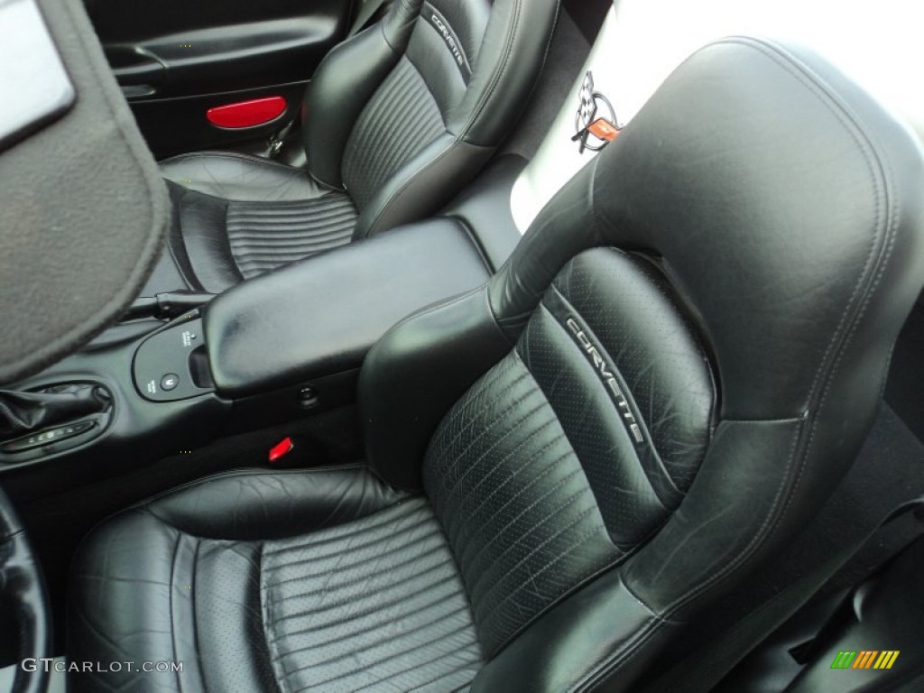 2004 Chevrolet Corvette Convertible Front Seat Photo #77488031