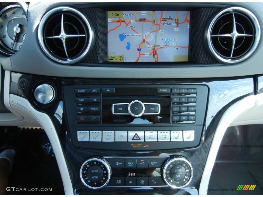 2013 Mercedes-Benz SL 550 Roadster Controls Photo #77488072