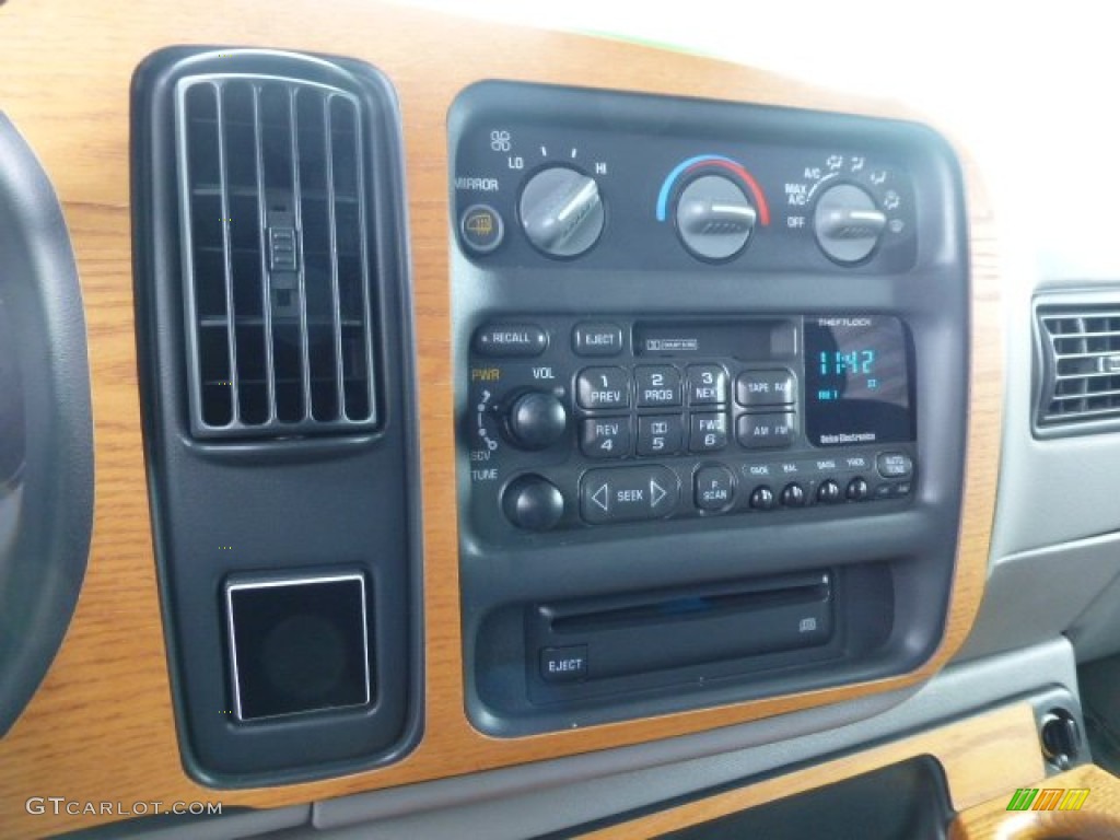 1998 Chevrolet Chevy Van G10 Passenger Conversion Controls Photos
