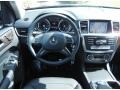 Black - ML 350 4Matic Photo No. 8