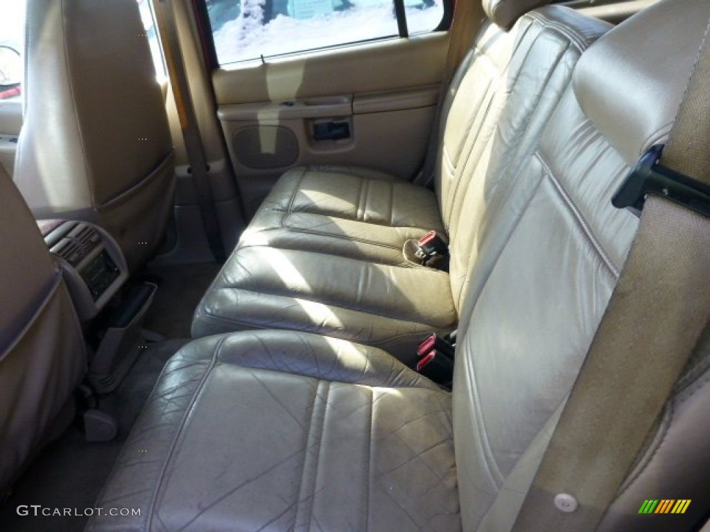 1999 Mountaineer 4WD - Toreador Red Metallic / Prairie Tan photo #7