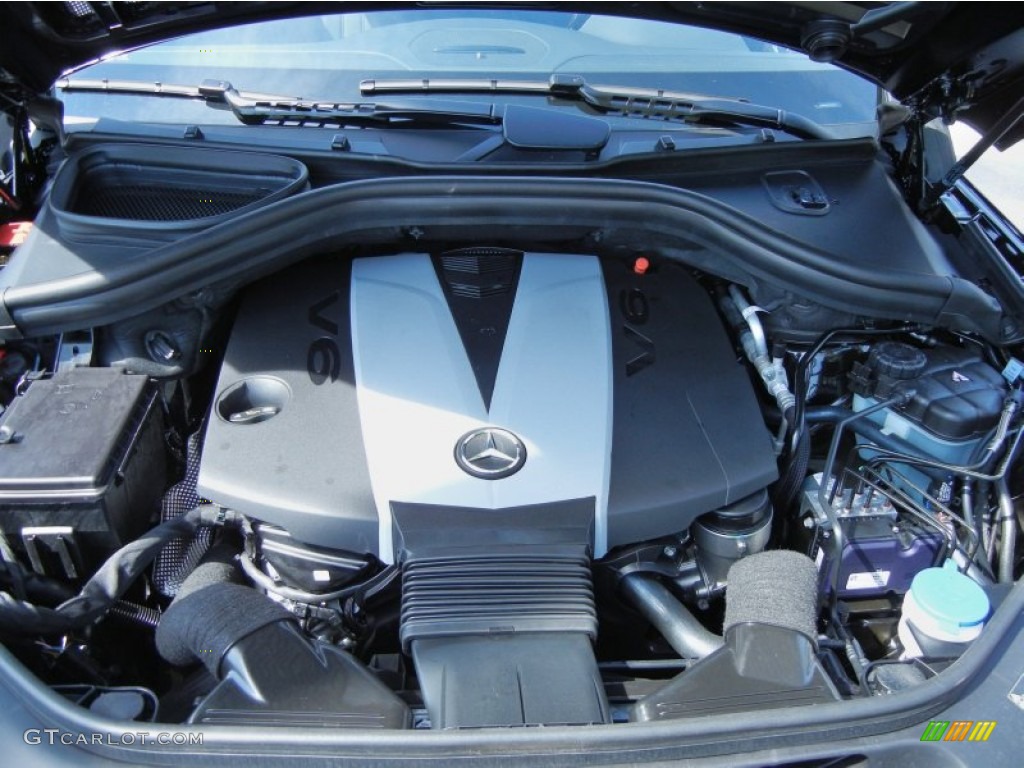 2013 Mercedes-Benz GL 350 BlueTEC 4Matic Engine Photos
