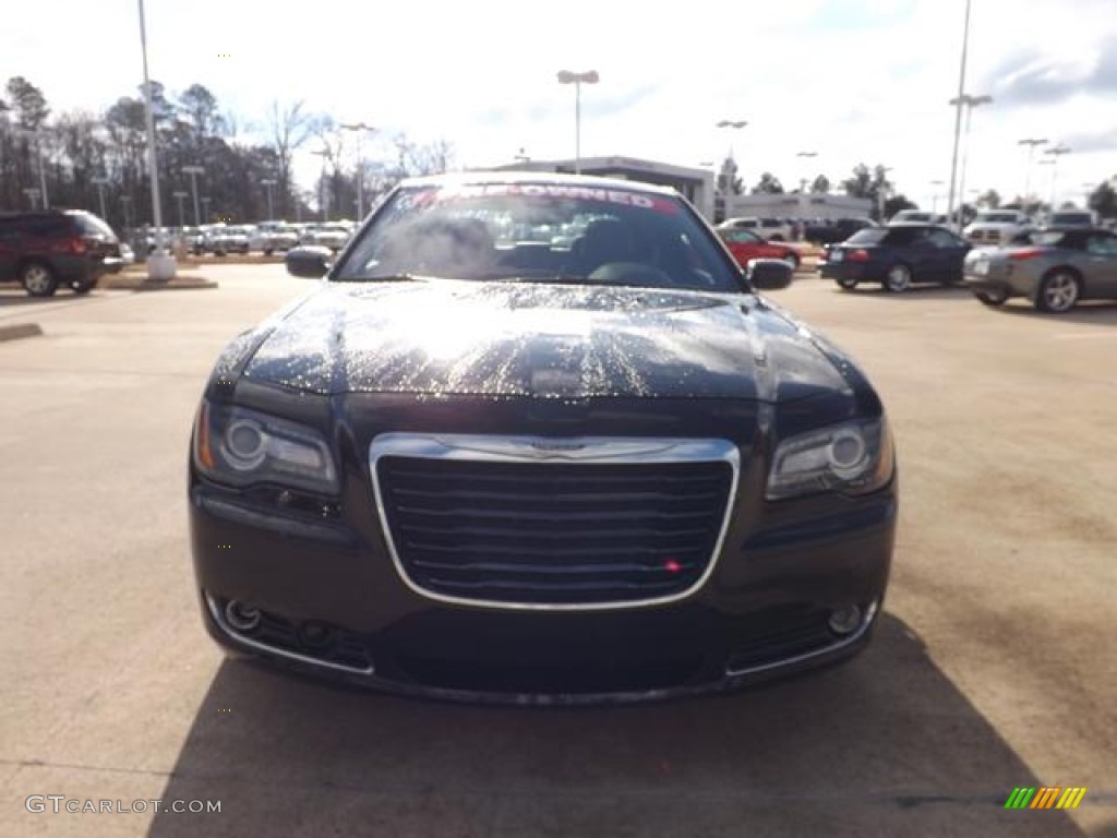 2012 300 S V6 - Gloss Black / Black photo #8