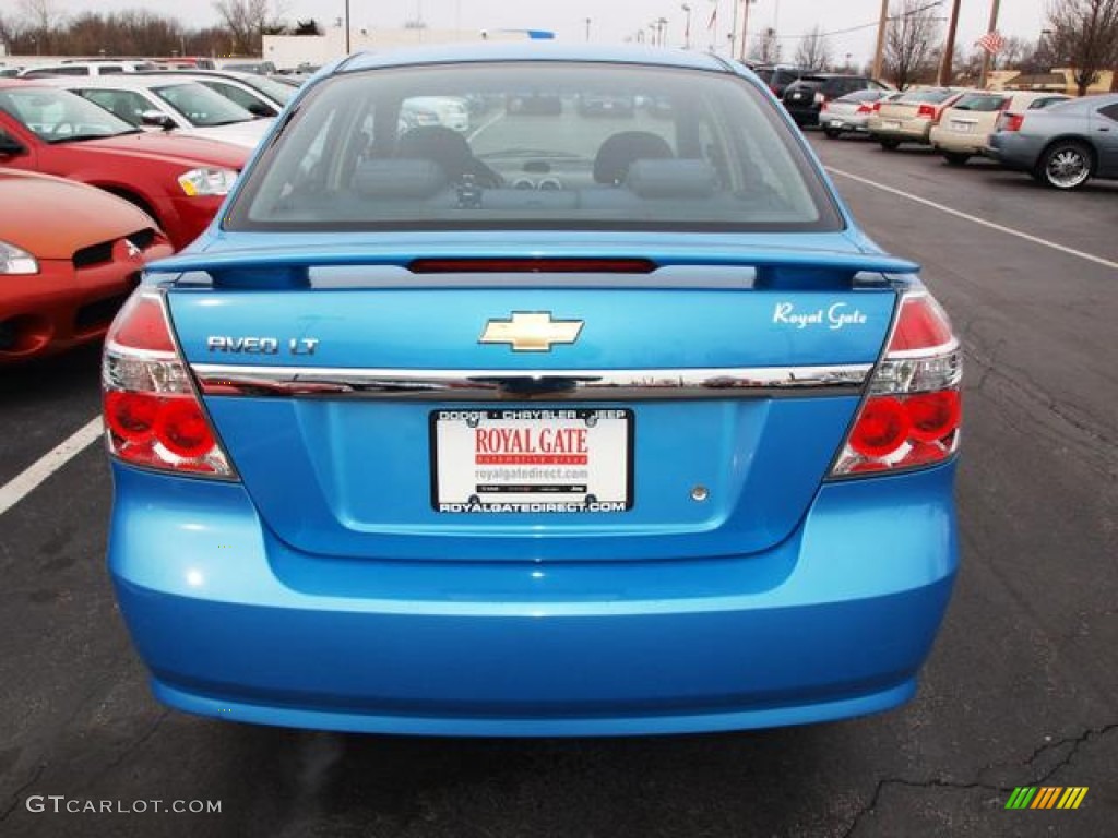 2007 Aveo LT Sedan - Bright Blue / Charcoal Black photo #6